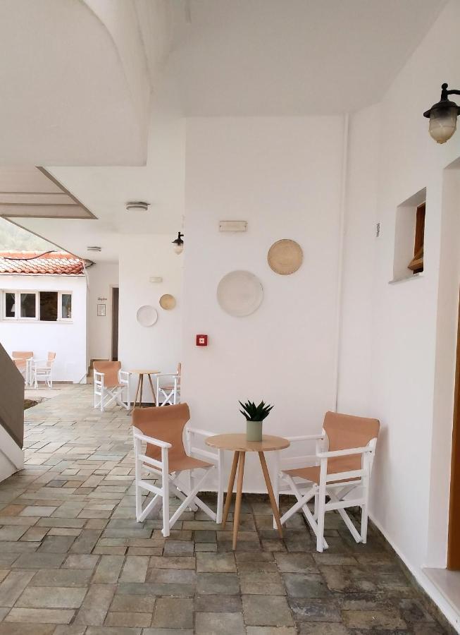 Idomeneas Apartments Szúja Kültér fotó